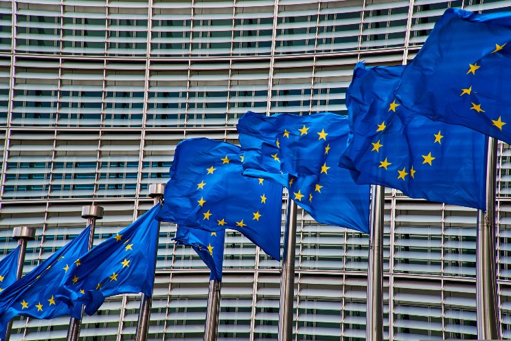 Europese aandacht voor rups en nesidiocoris Europese aandacht voor rups en nesidiocoris