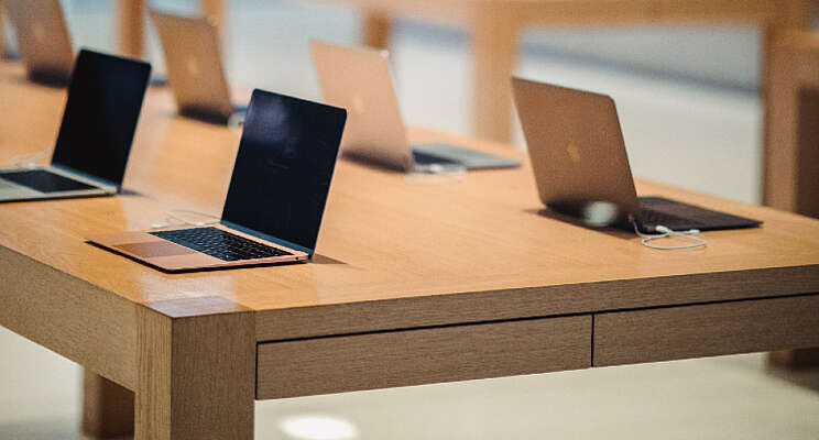 Minder computers verkocht Minder computers verkocht