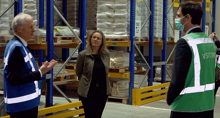 Minister Hoekstra bezoekt Rijk Zwaan (video) Minister Hoekstra bezoekt Rijk Zwaan (video)